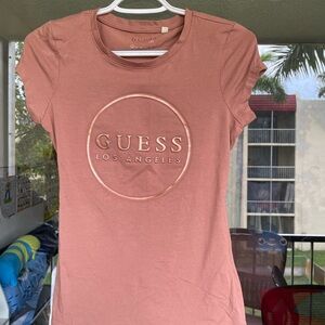 GUESS Women's Dusty Rose Logo Short Sleeve Tee